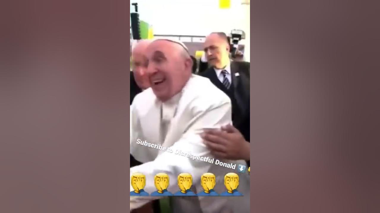 Pope Francis ‼️‼️ Do Not Touch The Pope 🤦♂️ Pope Francis ‼️‼️ Do Not Touch The Pope 🤦♂️