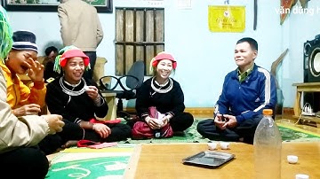 hát đối đáp tí quyễn và tả thiểp hát tại nhà :văn dũng hgtv, thôn ngần hạ xã tân thành, Bắc Quang hg