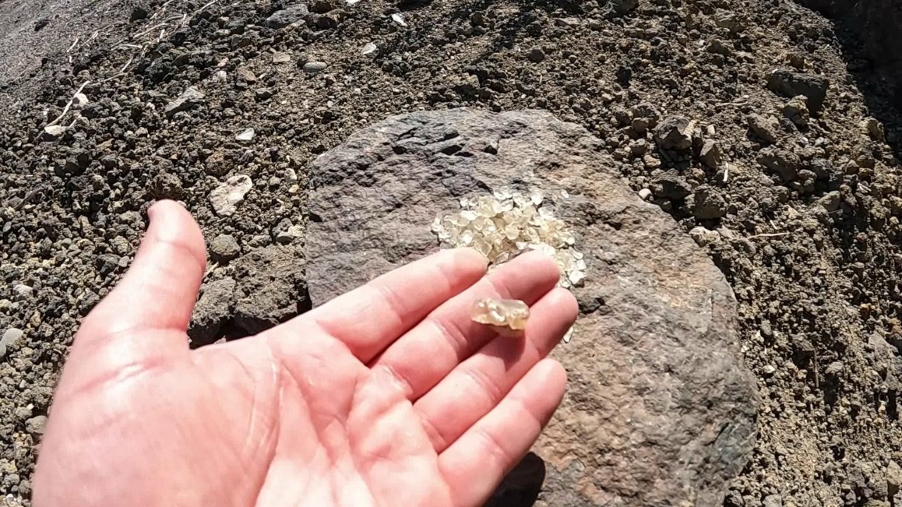 Collecting Sunstones - Utah Rock Hounding
