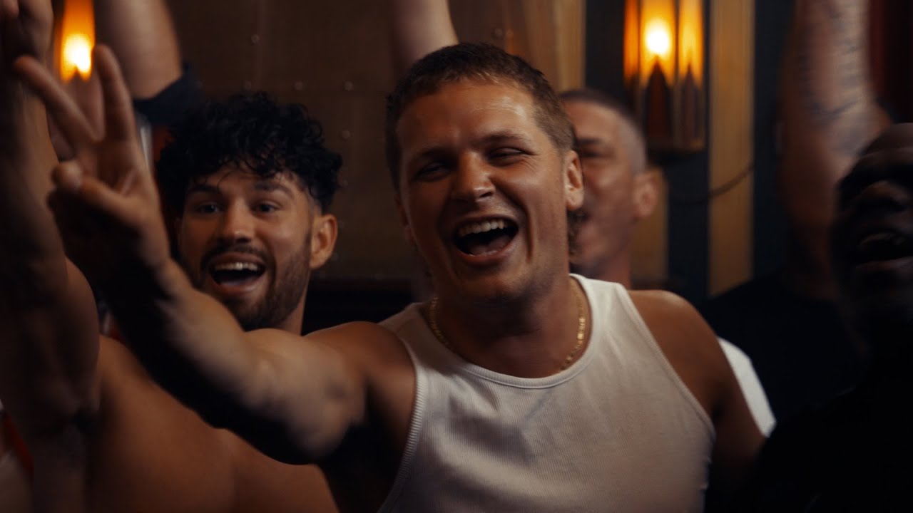 Kris van de Straat - Ik Ben Van De Straat (officiële videoclip) - YouTube