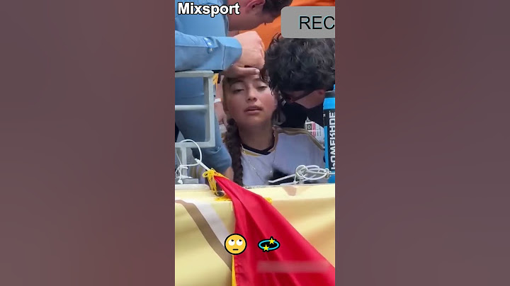 تسديدة حكيمي تصيب فتاة مدريديّة.. ورد فعله يُذهل الجميع! ❤️🔥