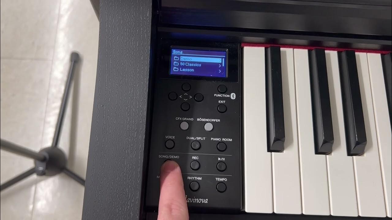 How to open the midi files from your pen drive on the Yamaha Clavinova