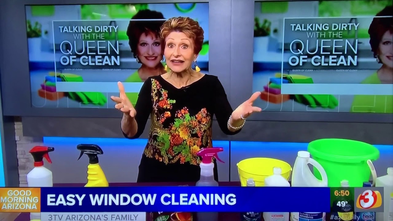 WINDOW CLEANING for the Holidays Queen Of Clean Cleaning Tip Video