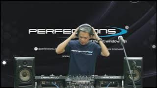 Perfections 'Classic Disco Mix 'with Dj Joey Dee part 2