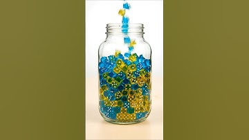 Into The Glass Jar Colorful Dice Drop #satisfying #balls #smile #3danimation #simulation #physics