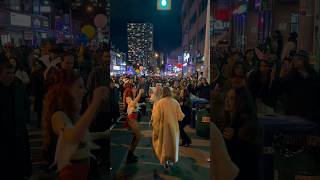 Cadılar Bayramında Erik Dalı Toronto