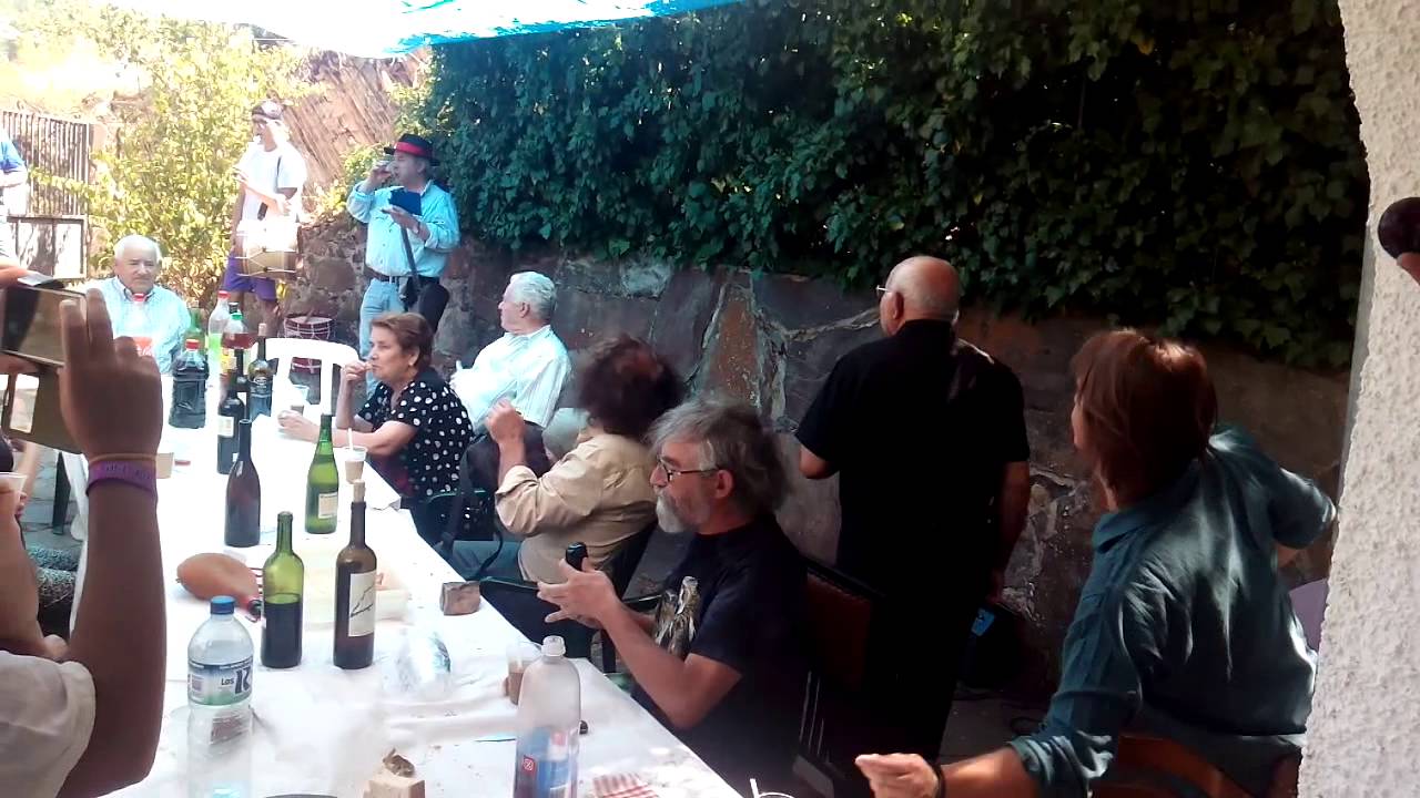 El tamborilero Saúl Barroso en Aceitunilla, Las Hurdes - 14/08/2015