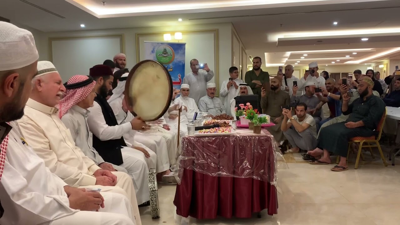 انشودة تضوي المداح شهلان الدليمي مع فرقة ابن المبارك في مكة المكرمة