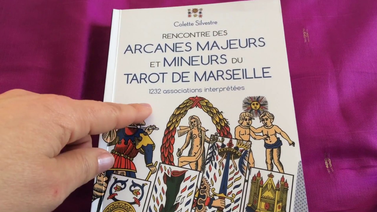 👉Tarot persan de Madame Indira aux éditions Grancher - review 