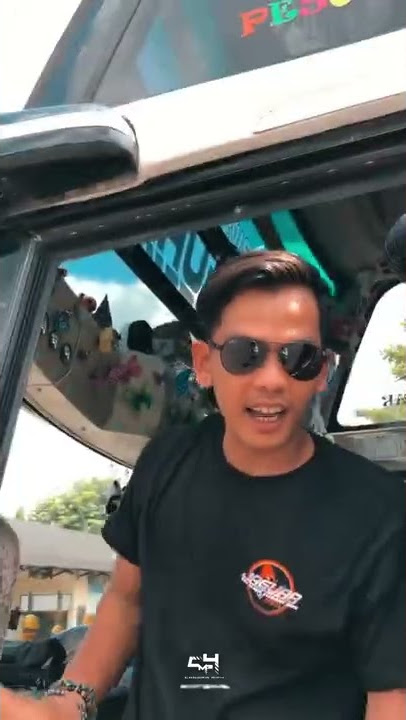 BUS PARIWISATA KUPU KUPU AYU  JAGUAR JETBUS 3  SHADOW EMPEROR