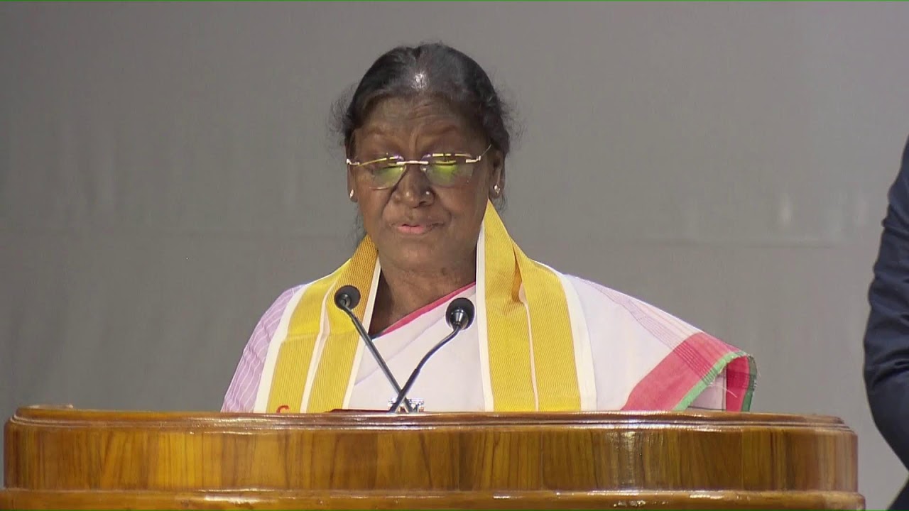 President Murmu graces the convocation ceremony of Fakir Mohan University at Balasore, Odisha