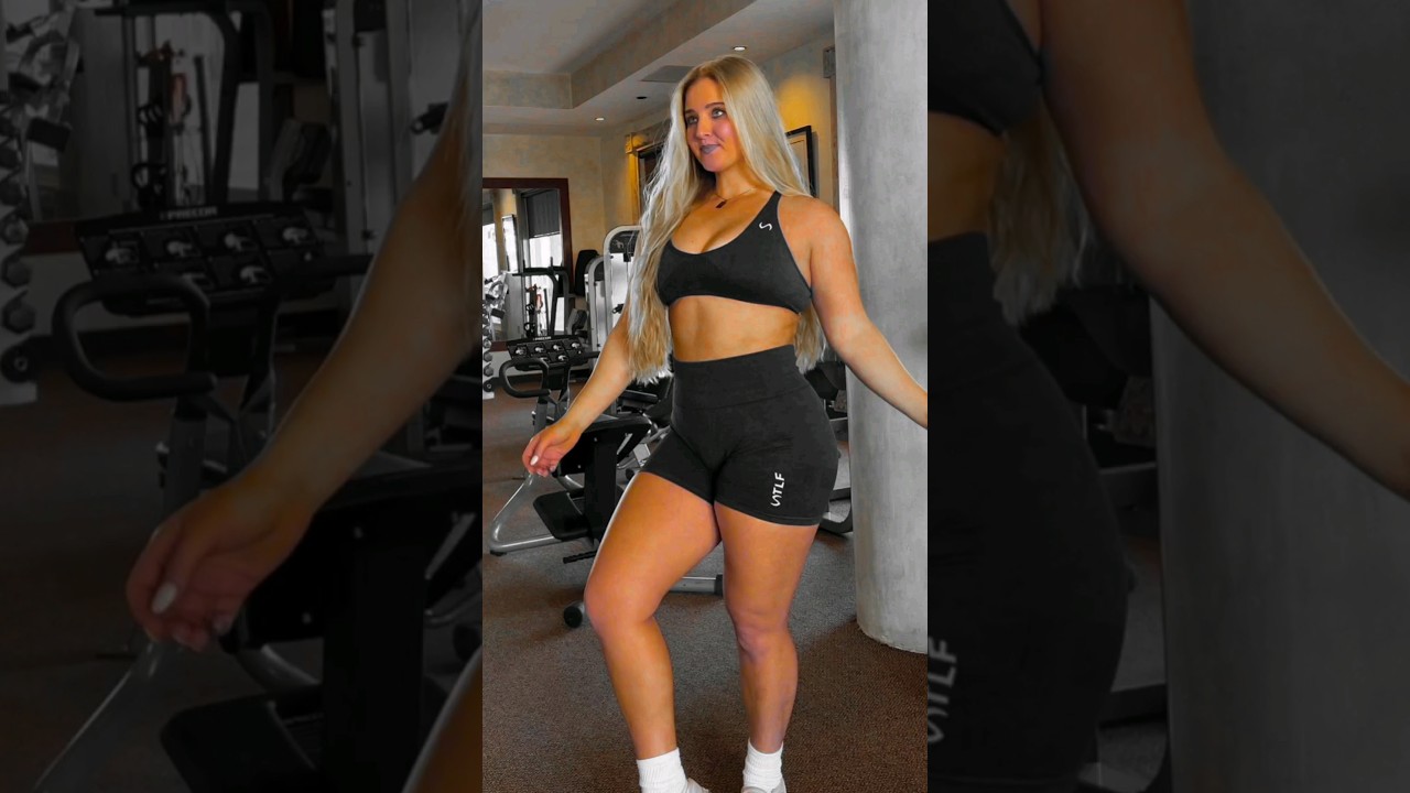 Most Attractive Curve Fitness Model 🔥🍓🍓 