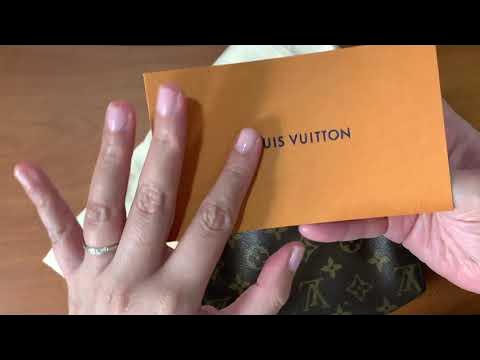 LOUIS VUITTON CUSTOMER SERVICE IS TERRIBLE AND PRETENTIOUS - LOUIS VUITTON  2021 