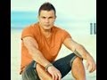 عندى سؤال عمرو دياب
