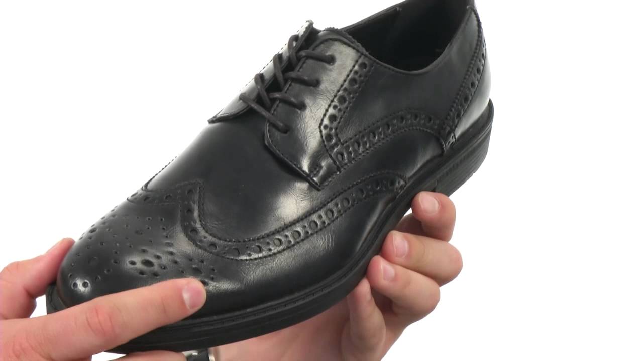 kenneth cole wide shoes