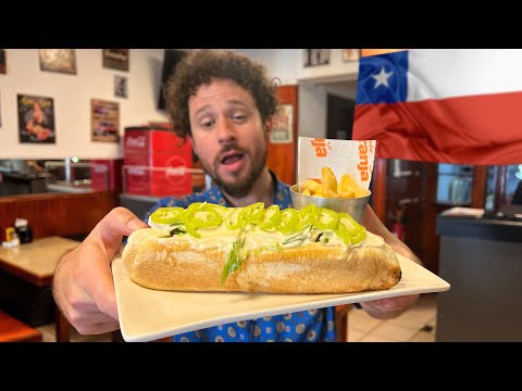 ¿Cuál es el mejor hot dog “completo” de Chile? | ¡SON ENORMES! 🌭🇨🇱