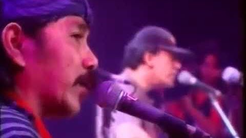 Konser Akbar Kantata Taqwa Senayan 1998 [Iwan Fals]