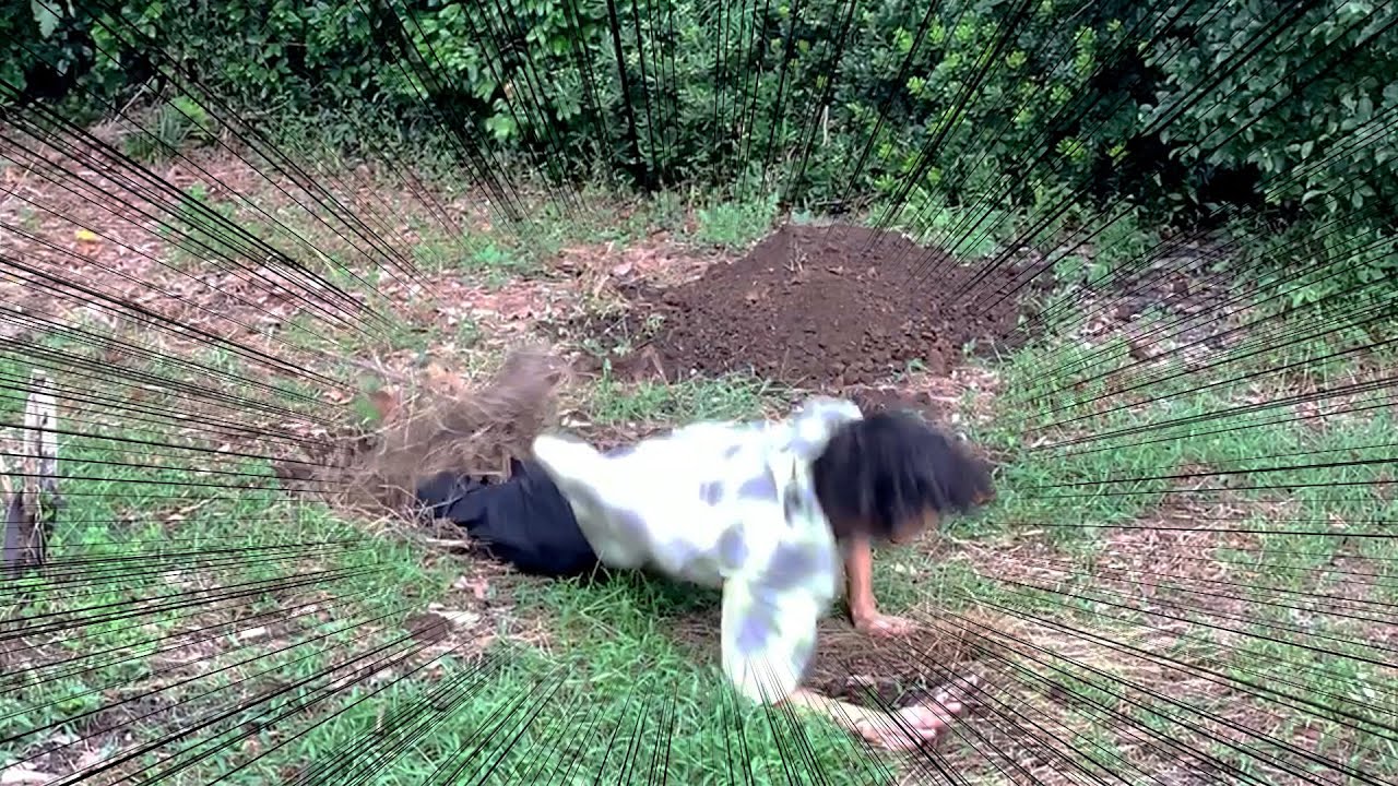 キャンプ場に落とし穴を掘ってみた【BOKURANO】