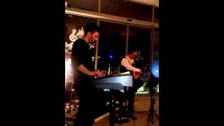 Ali Mazlum Aşk Yüzünden