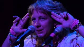 Niki & the Dove - Mother Protect (Live on KEXP) chords