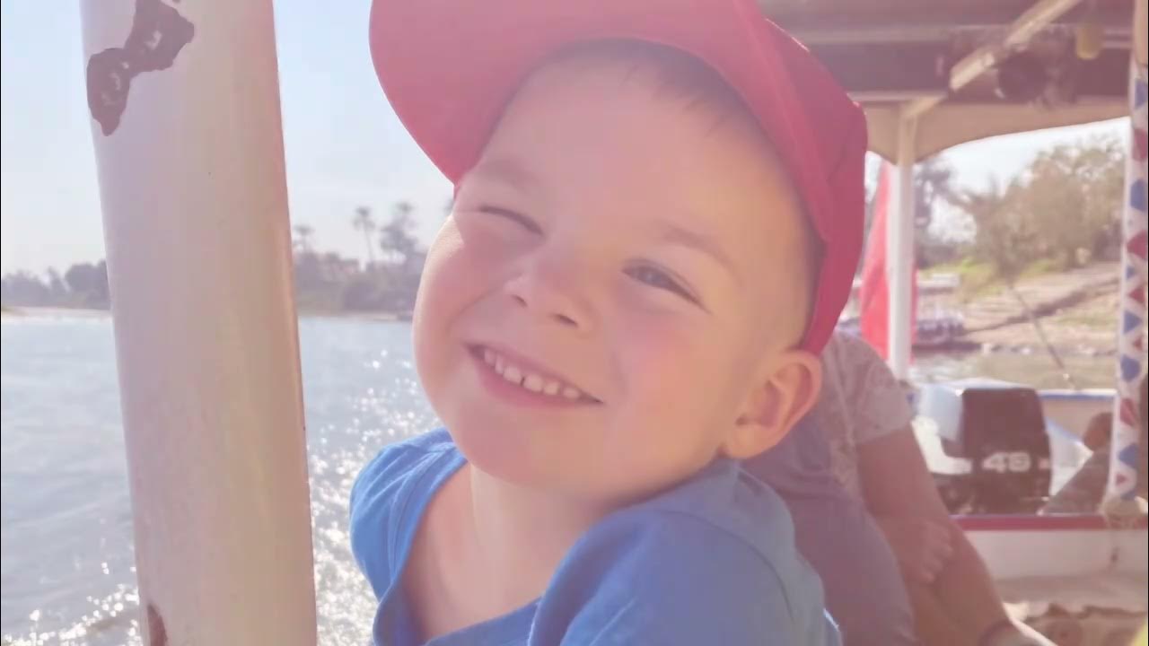 Ладыгины в Луксоре - YouTube