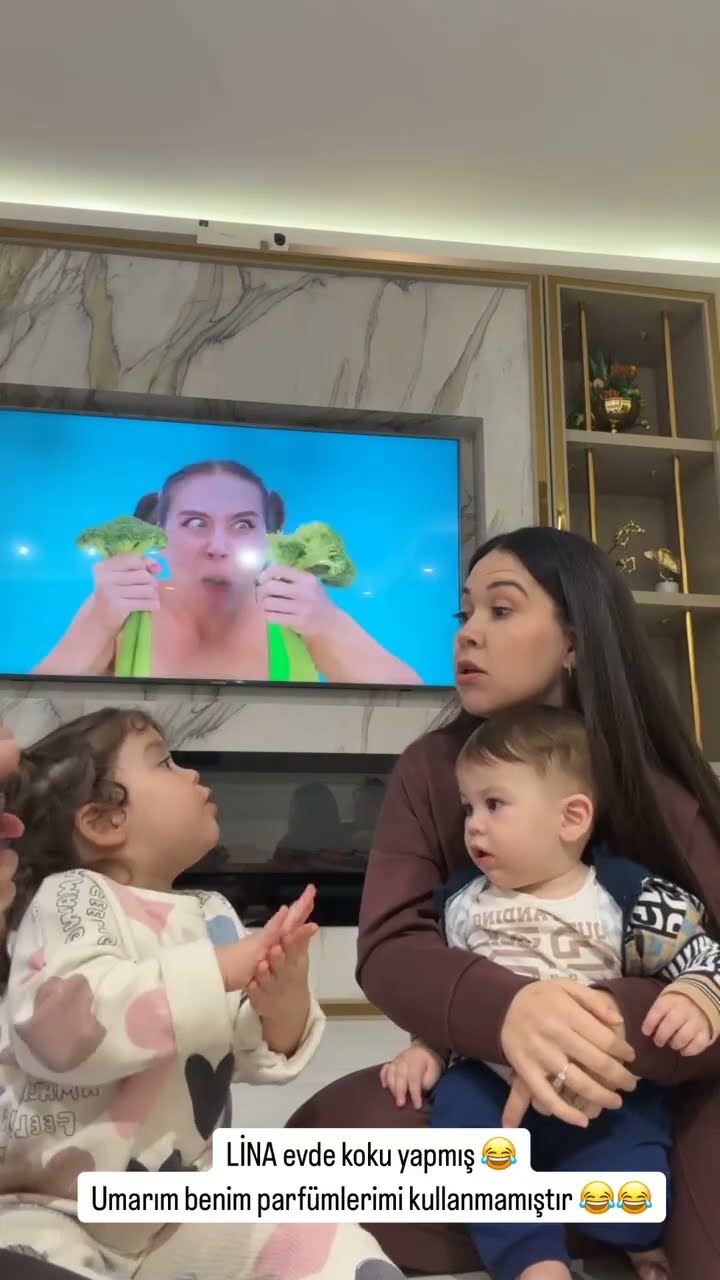 Lina evde koku yapmış? Umarım benim parfümlerimi kullanmamıştır ?