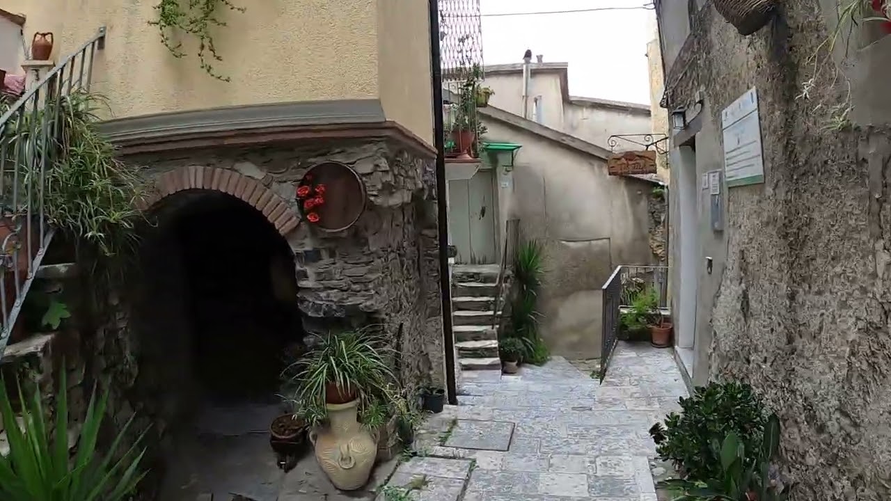 VERBICARO - Anima di pietra, cuore di fioco