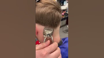 Old school hand clippers | Subscribe for more! #shorts #barber #howto #fade #short #asmr