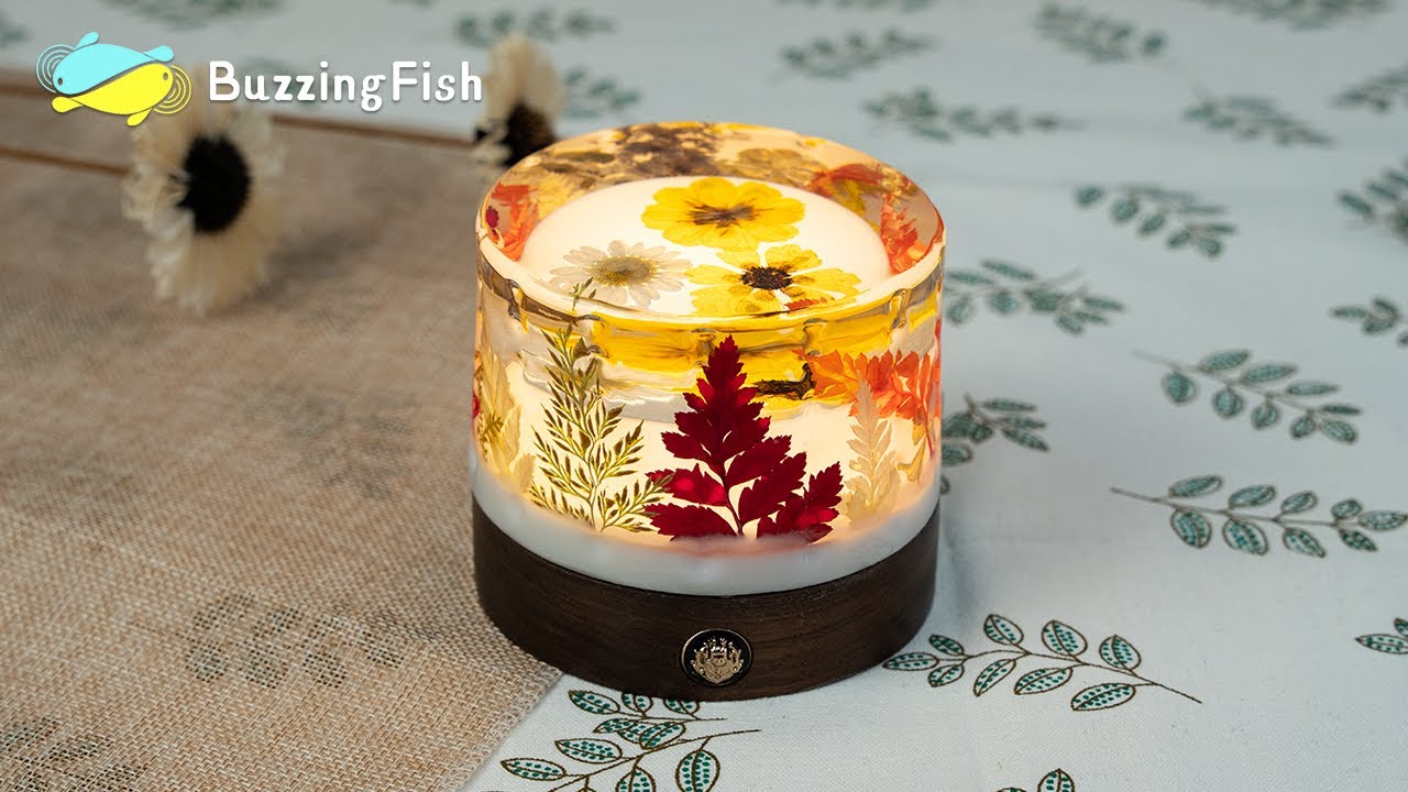 🌼 Сделайте ночник из цветочной смолы из переработанных бутылок 🌼