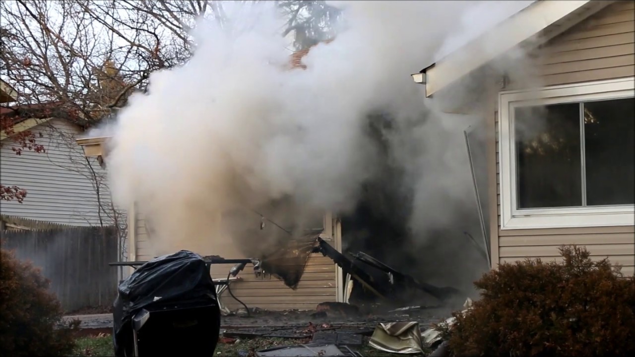 HOUSE FIRE IN FARMINGVILLE NY YouTube