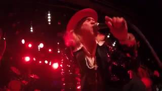 Squirrel Nut Zippers ~ Karnival Joe (From Kokomo)