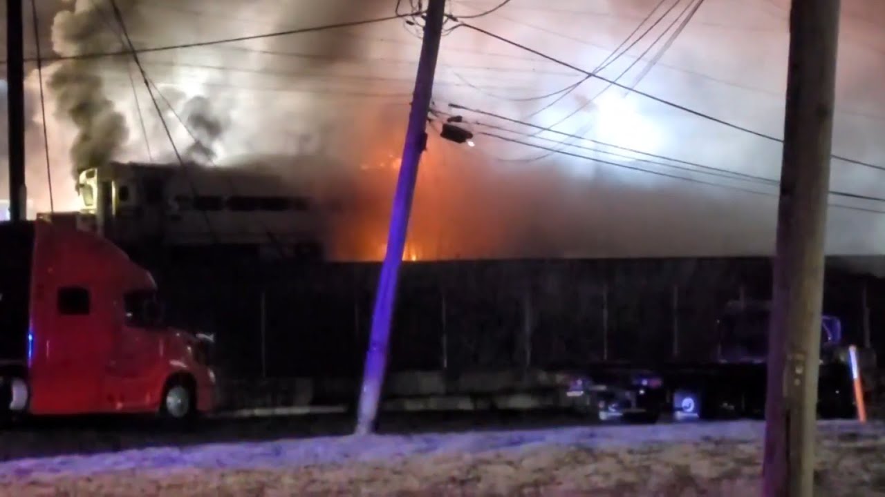 Fire engulfs passenger train heading from Pennsylvania to Wilmington ...
