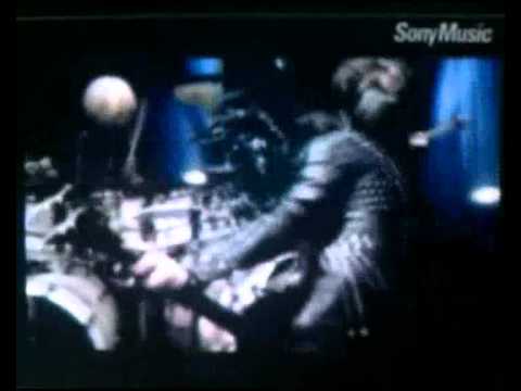 Sleduj LC5 Refrain preview PV na YouTube Sleduj LC5 Refrain preview PV na YouTube