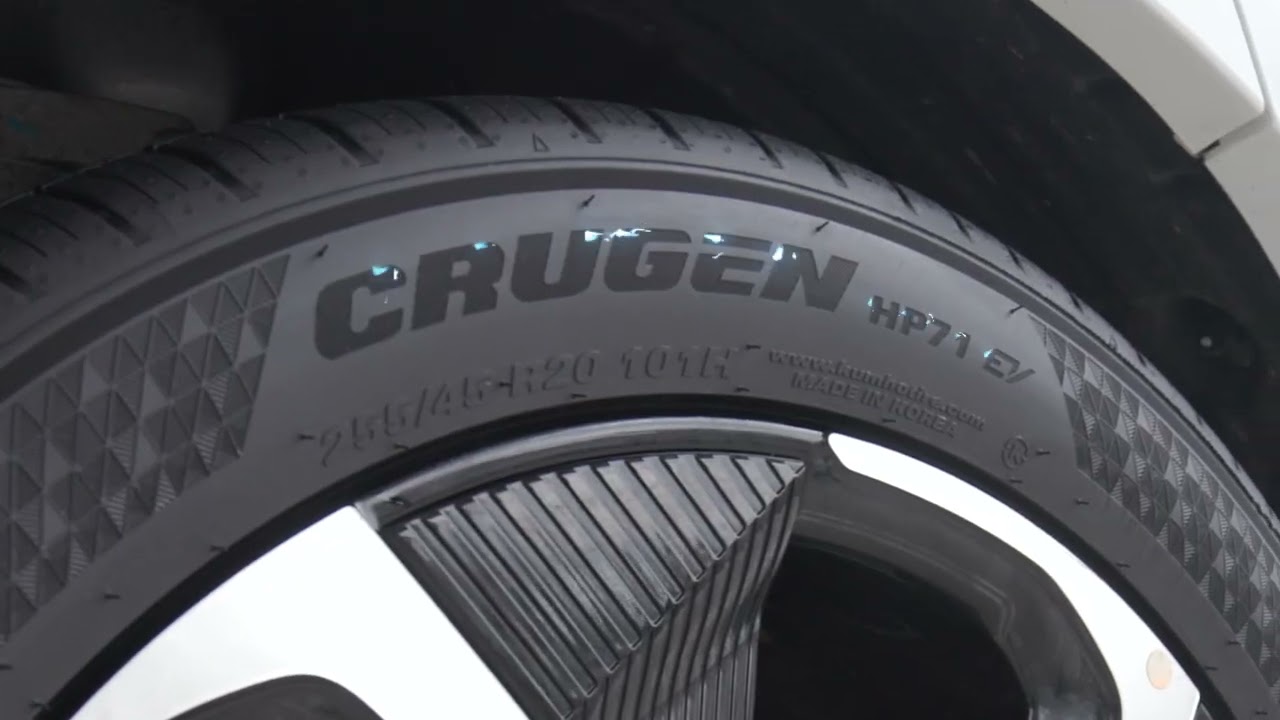 Kumho Crugen HP71 EV video