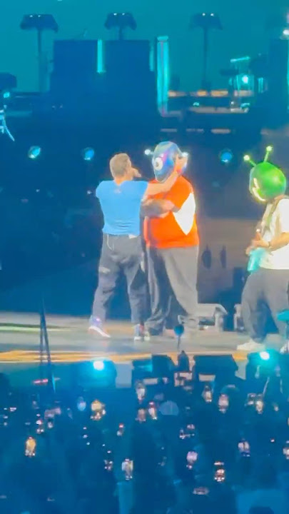 Coldplay security on stage at Miami 2025 concert - something just like this performance #coldplay