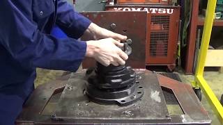 C.J. Plant Limited - MCR5 Hydraulic wheel drive motor, Strip, Clean and Rebuild.