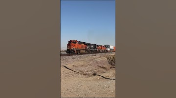 BNSF 6744 #shorts Double Stack MP25 #bnsf #bnsfrailway