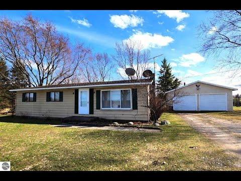 5232 Brackett Road, Williamsburg, MI home video tour
