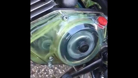 Kalian harus tahu | Cara kerja oli di mesin motor ternyata seperti ini #mesin #short @DenmasAdeMV2021