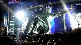 Take That - Giant Robot - Wembley 9th July 2011.mpg