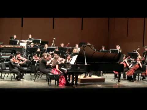 Manon Hutton-DeWys plays Joan Tower: Piano Concert...