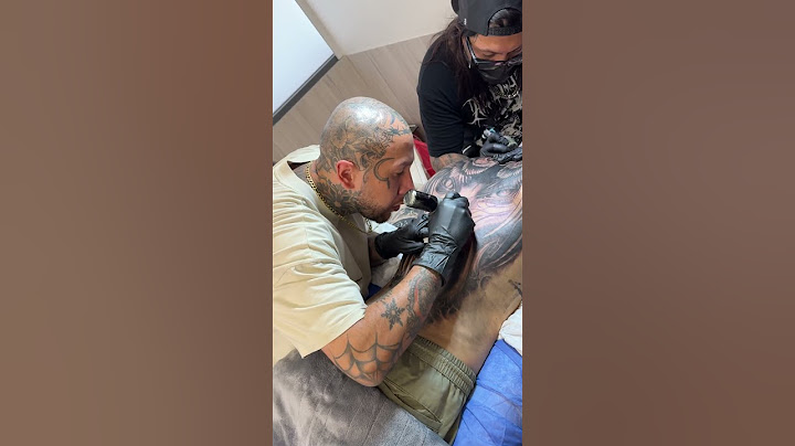 Me tatué toda la espalda sin dolor😱 #viral #tattoo #colombia #cali #medellin
