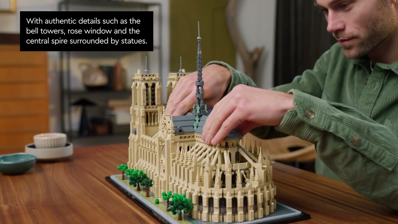 LEGO® Architecture Notre-Dame de Paris (21061)