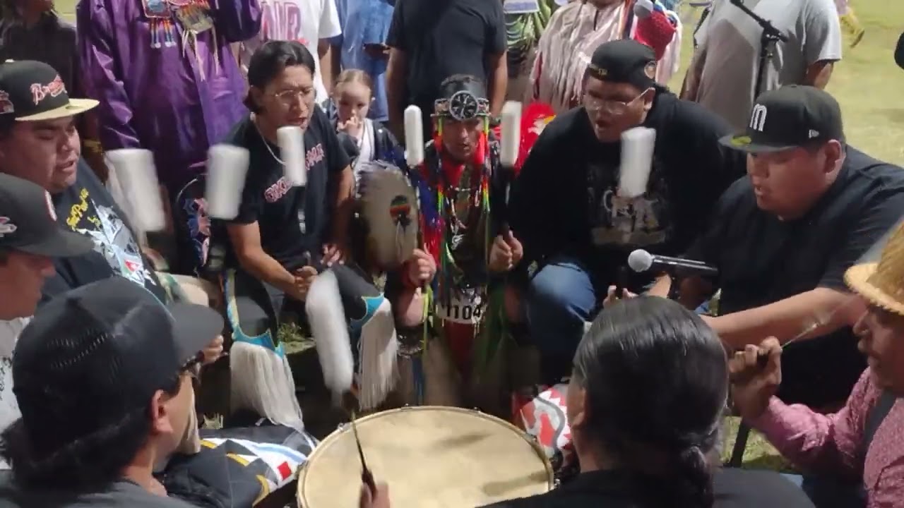 Fort Peck Sioux Friday night Legends Casino Pow Wow 2023