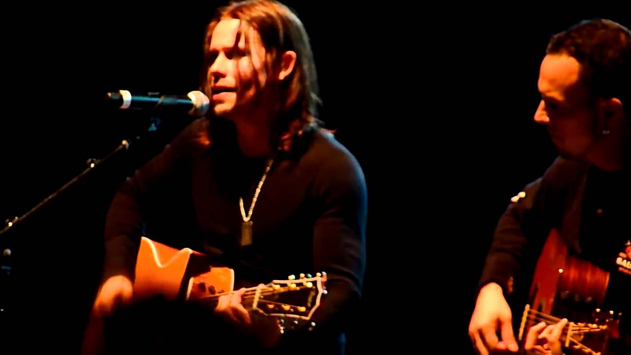 Alter Bridge 'Wonderful Life' Acoustic LIVE Hammersmith Apollo 22/10