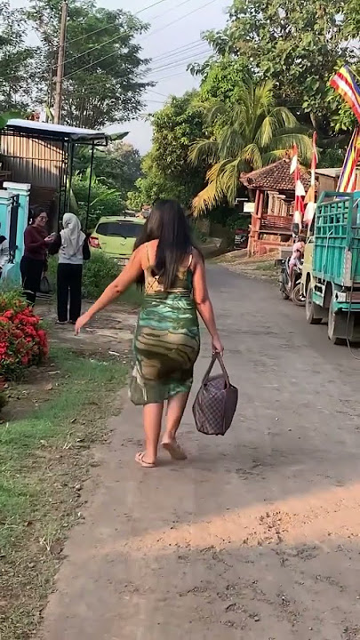 Pesona biduan ema vernanda #emavernanda #dangdut #beranda #orkes #biduan