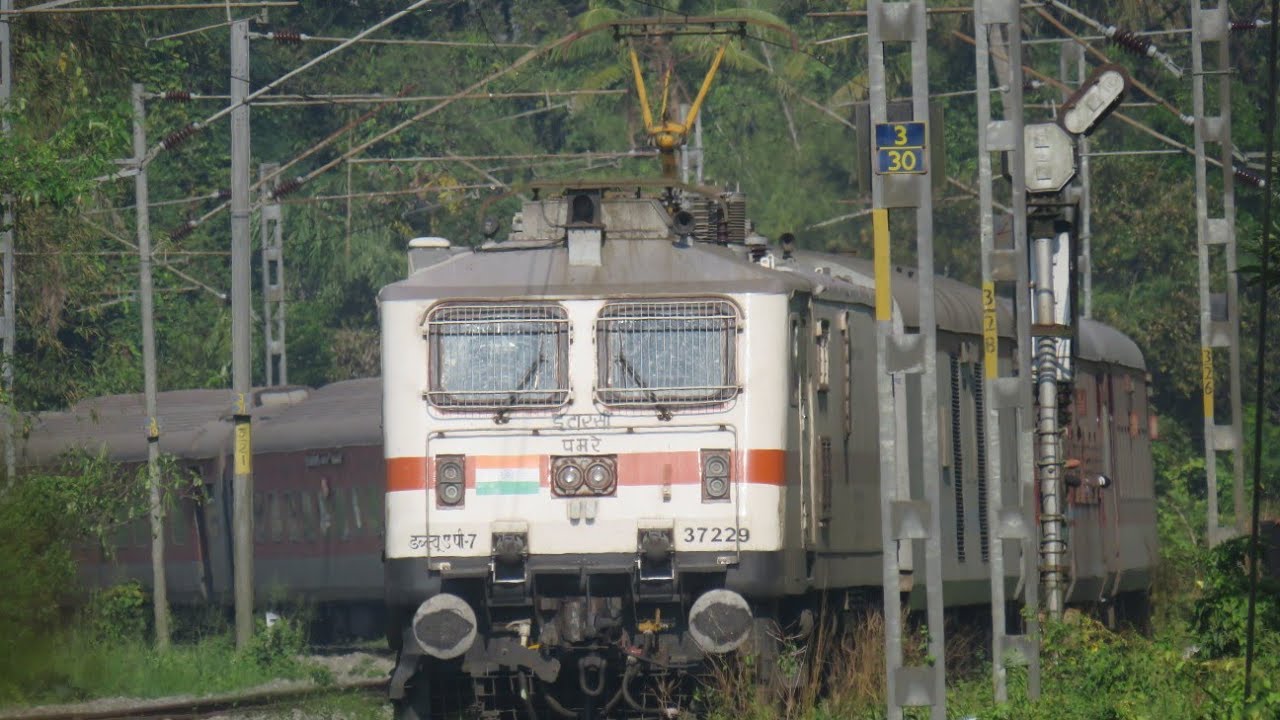 Kerala Express And DLW ITARSI WAP 7 - YouTube
