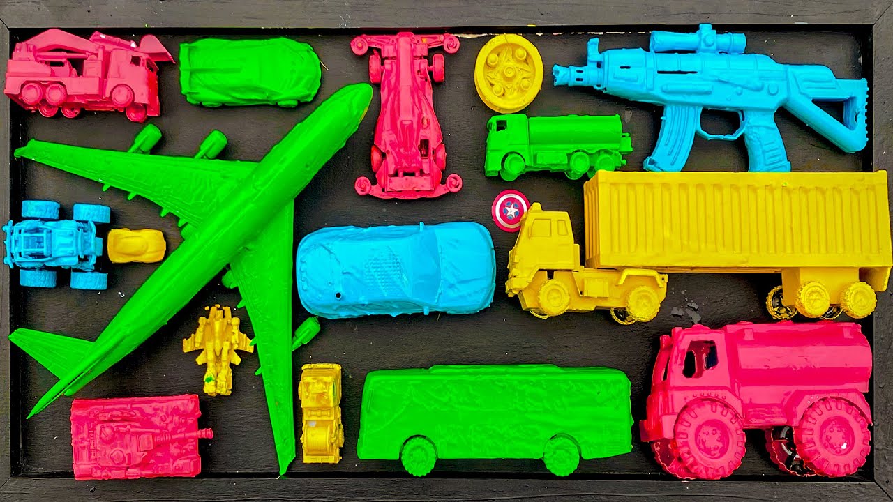 Membersihkan pesawat, mobil monster, mobil balap, exavator, robot, tank baja, truk tangki