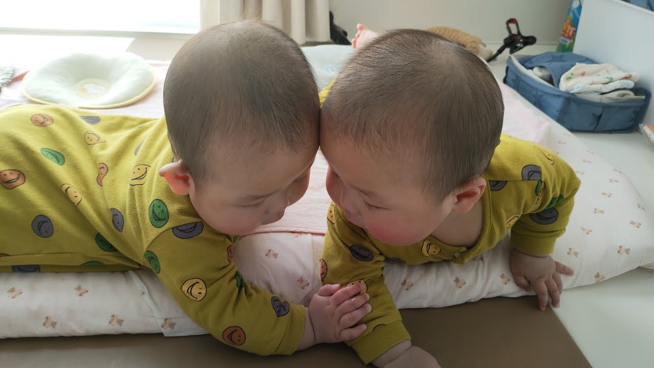 Twins] One day, a world just for the two of them began to form. [5
