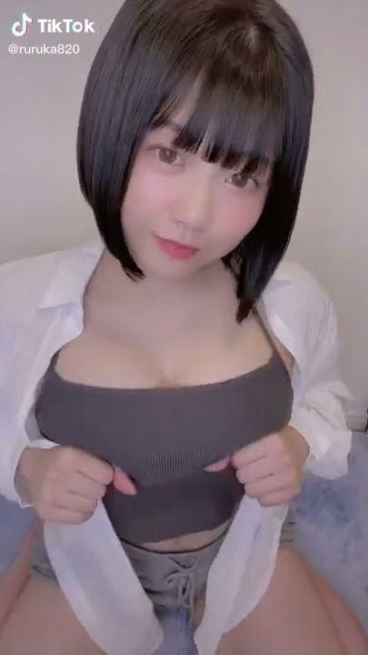 TikTok Japanese girls_boobs